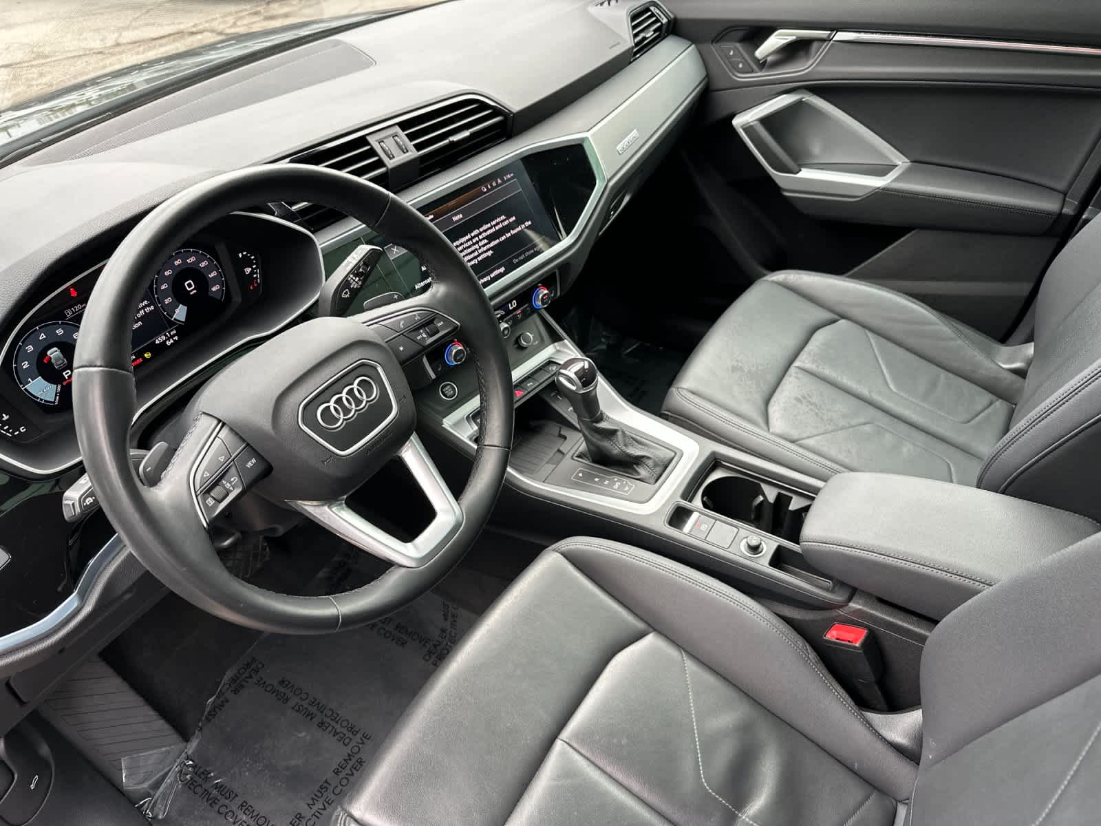 Thumbnail: 2023 Audi Q3 - 11