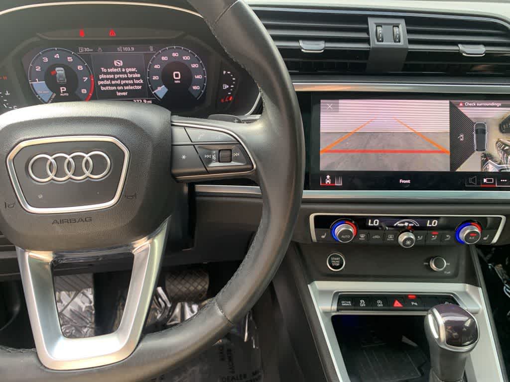 Thumbnail: 2023 Audi Q3 - 16