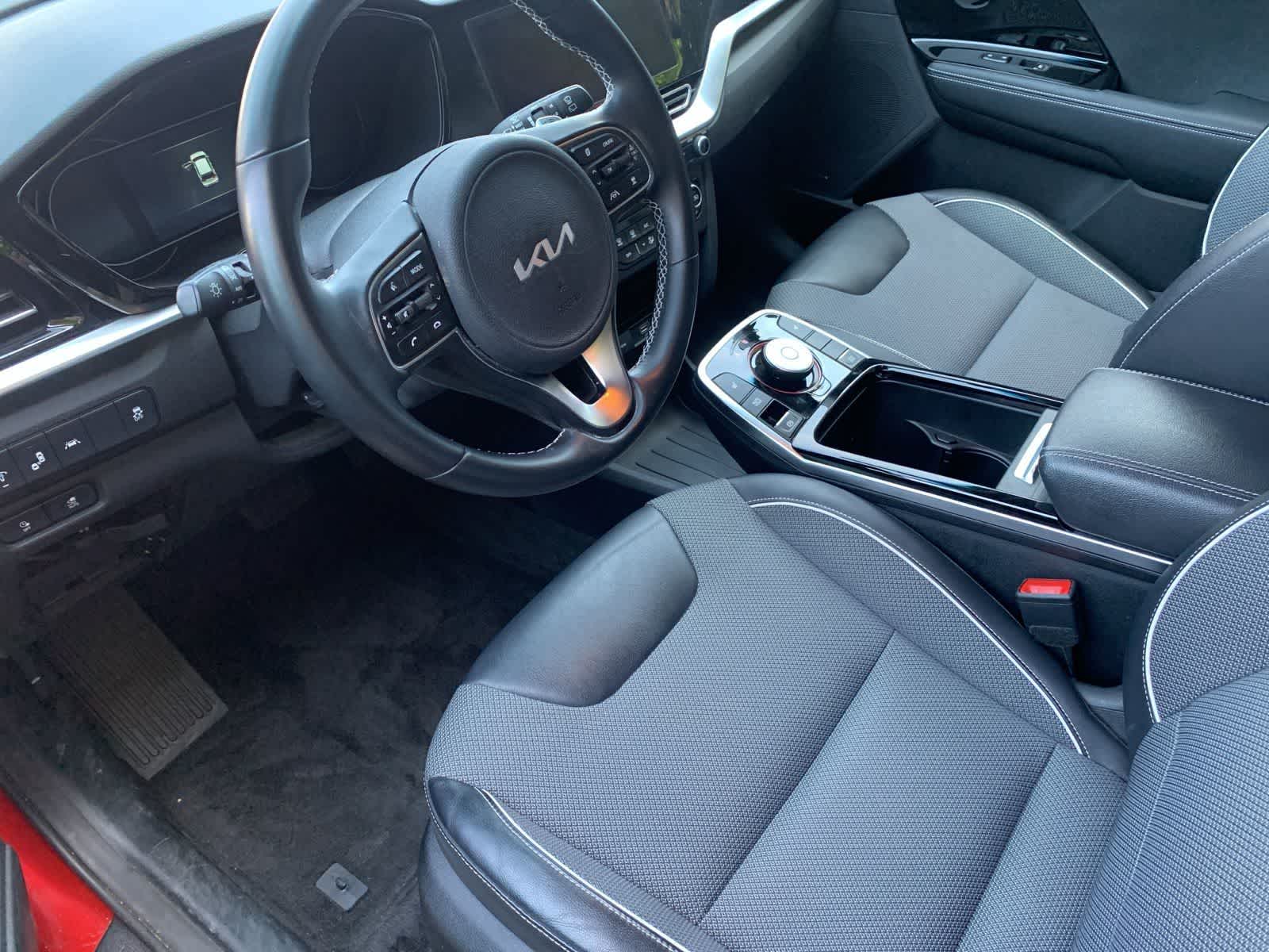 2022 Kia Niro EX -
                  Santa Monica, CA