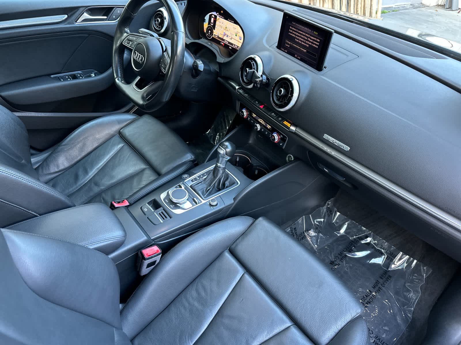 Thumbnail: 2018 Audi A3 e-tron - 16