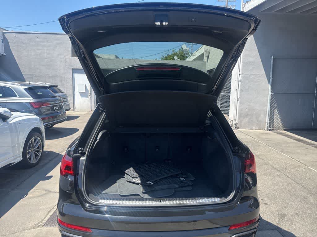 Thumbnail: 2022 Audi Q3 - 28