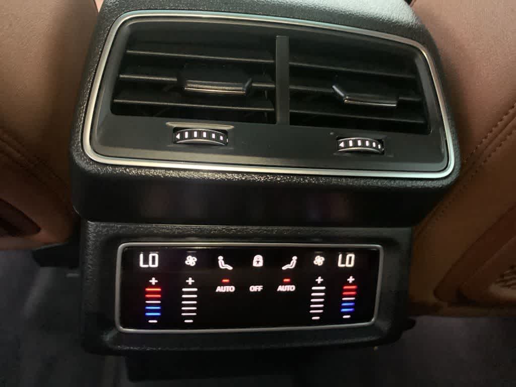 Thumbnail: 2024 Audi Q8 e-tron - 33