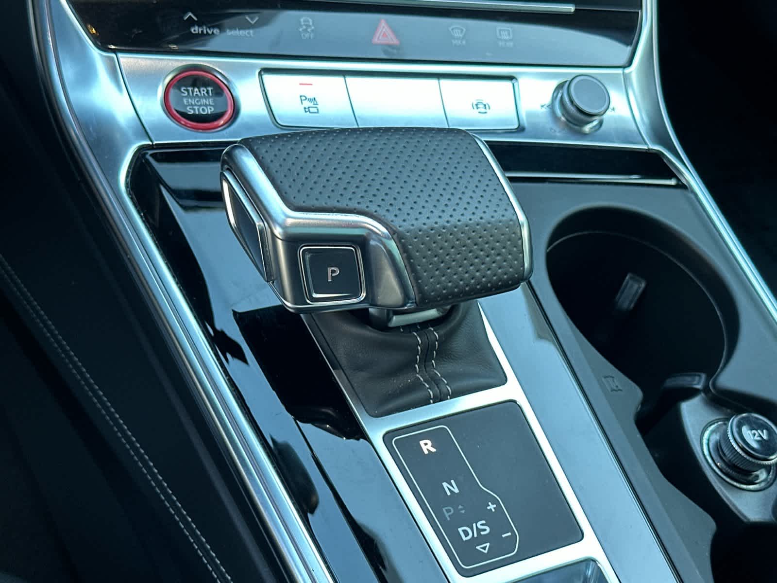 Thumbnail: 2021 Audi RS 7 - 21