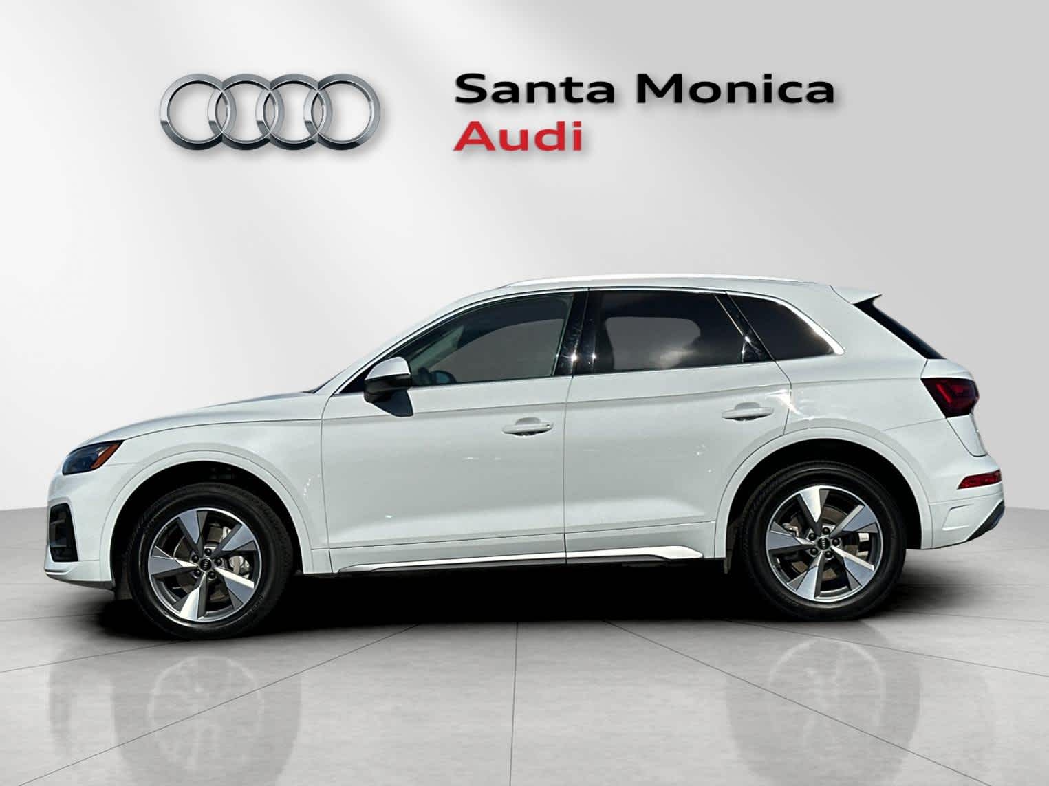 Thumbnail: 2023 Audi Q5 - 5