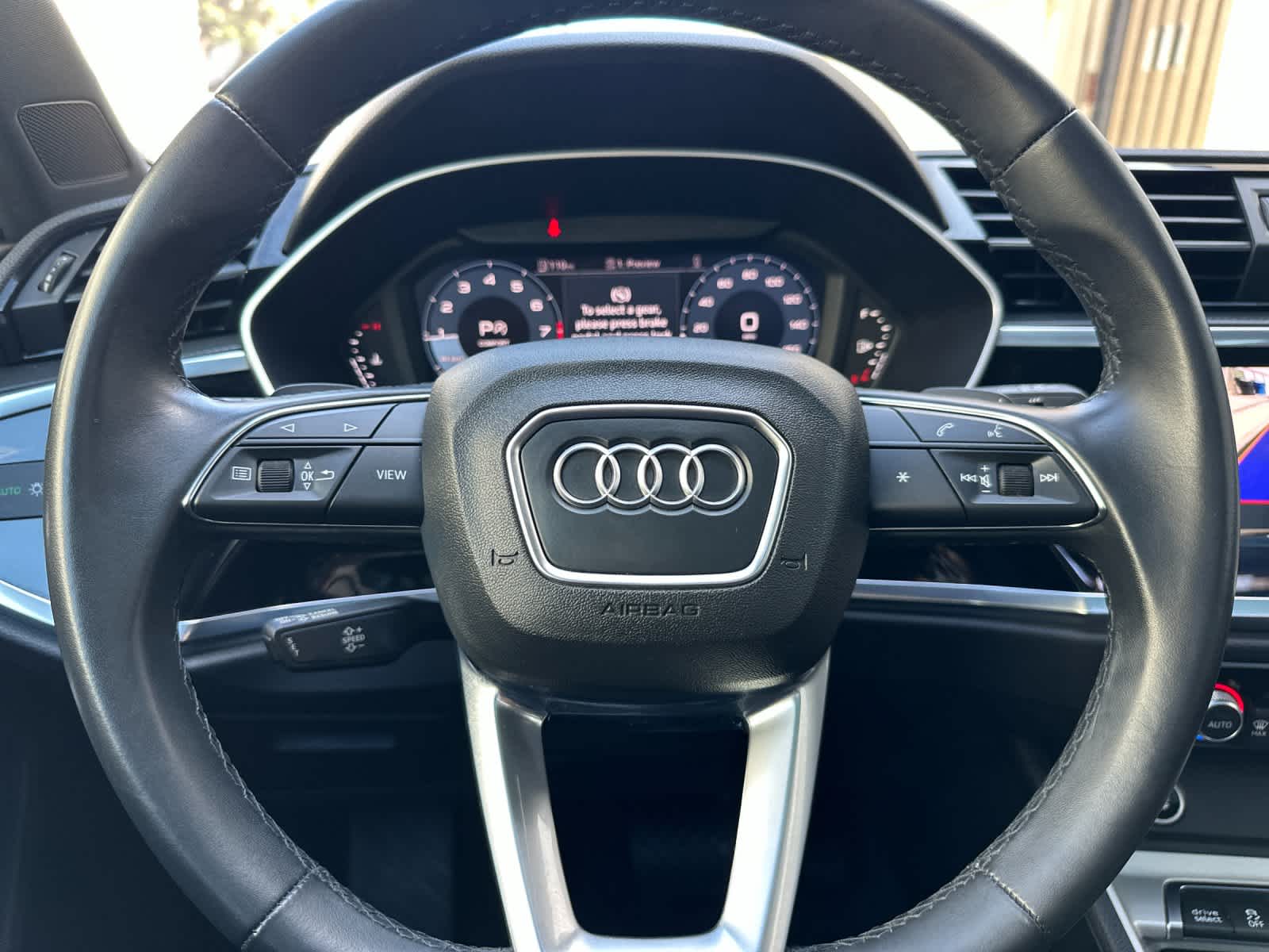 Thumbnail: 2023 Audi Q3 - 23