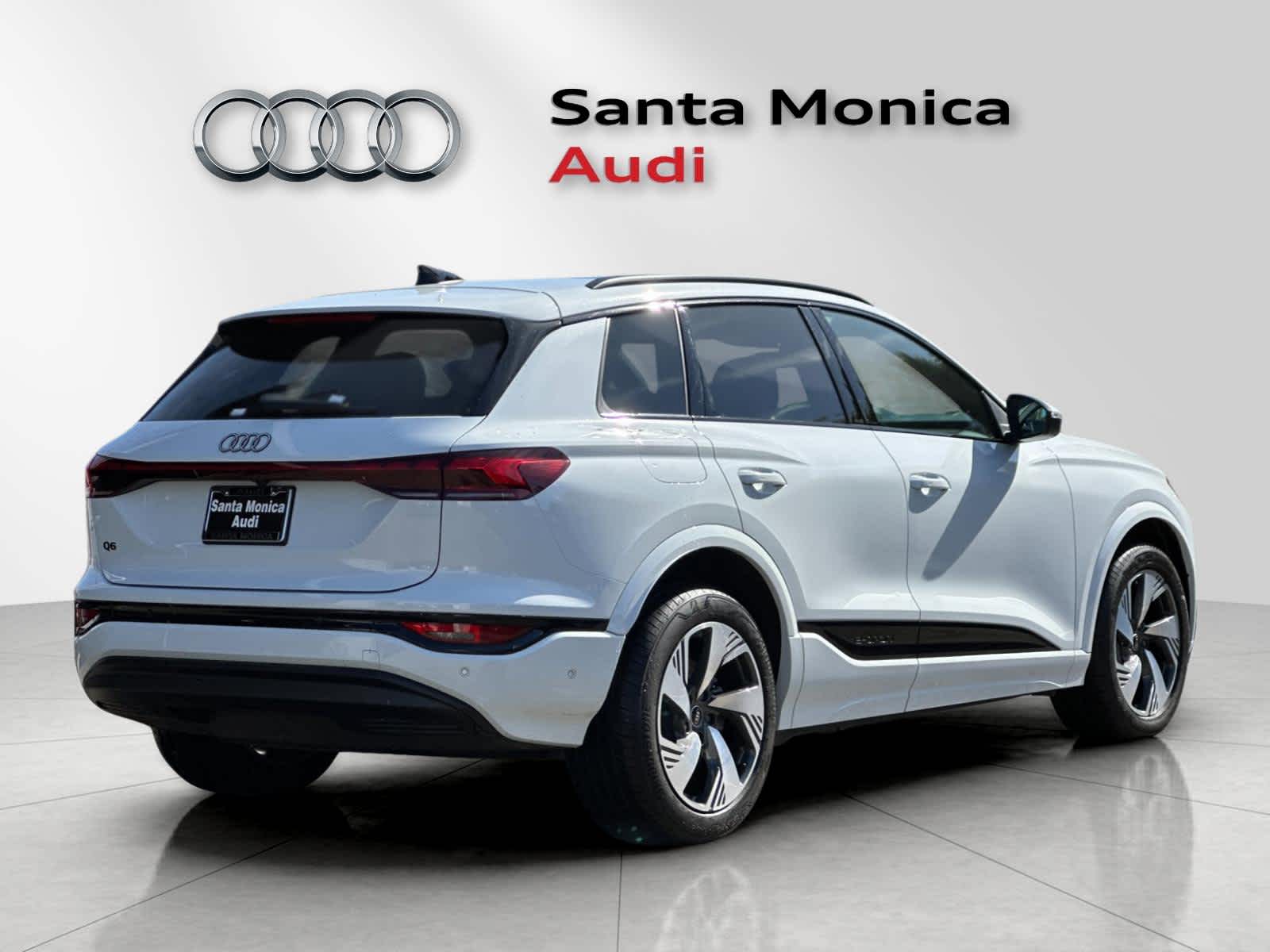 Thumbnail: 2025 Audi Q6 e-tron - 2