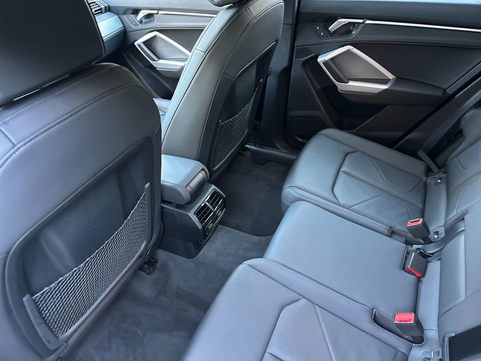 Thumbnail: 2023 Audi Q3 - 4