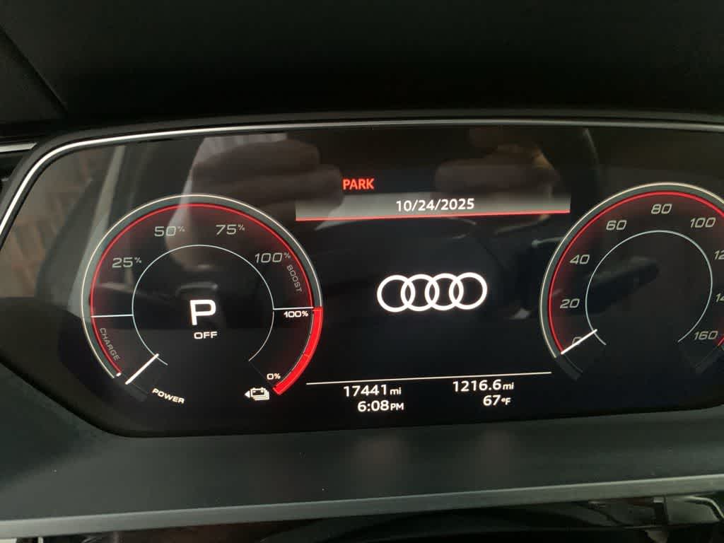 Thumbnail: 2024 Audi Q8 e-tron - 7