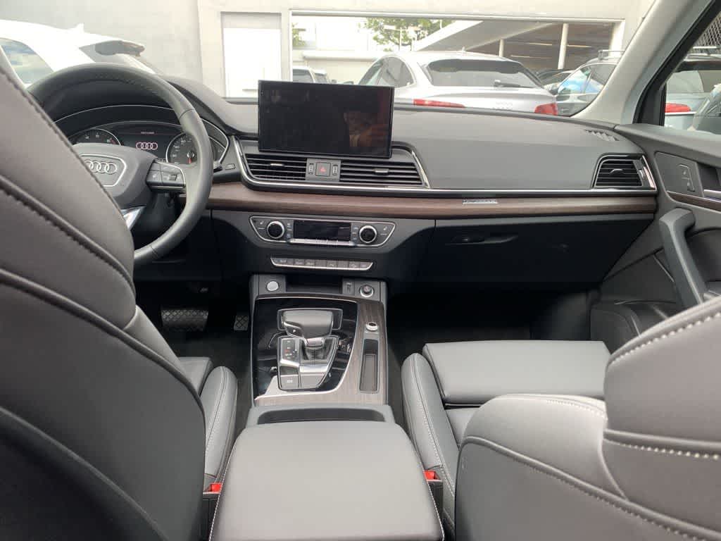 Thumbnail: 2024 Audi Q5 - 27