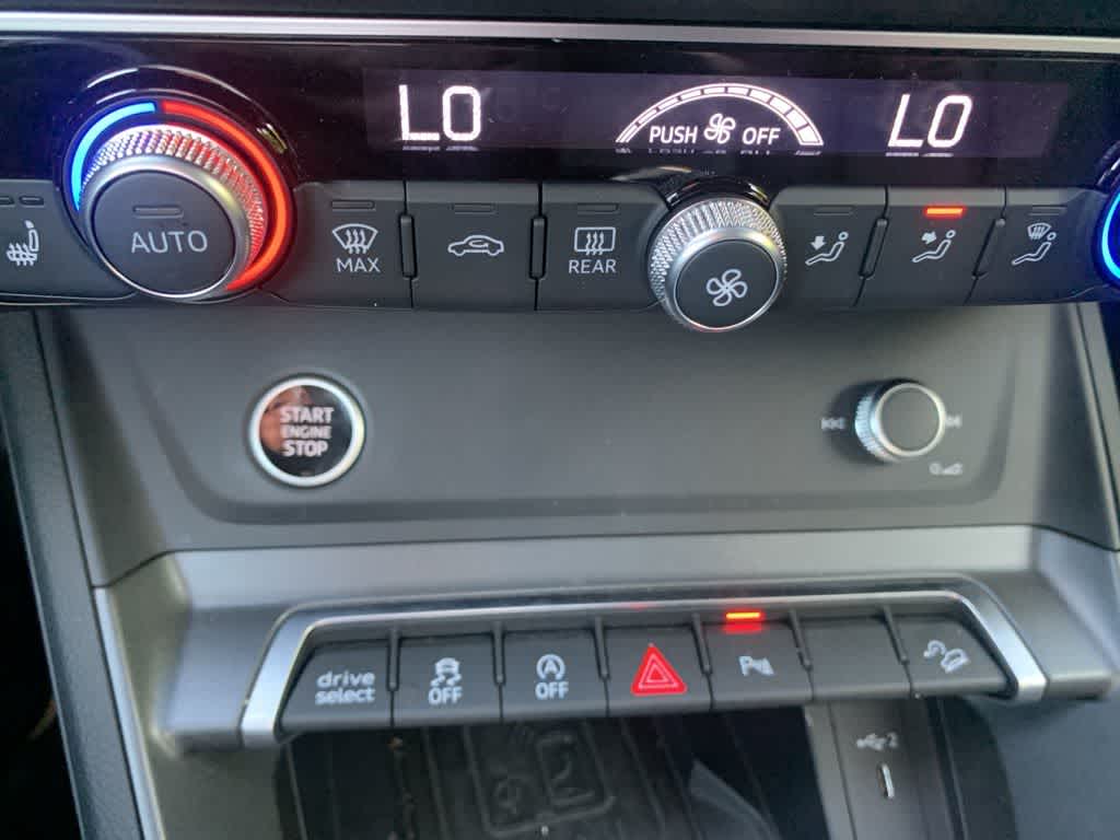 Thumbnail: 2024 Audi Q3 - 16