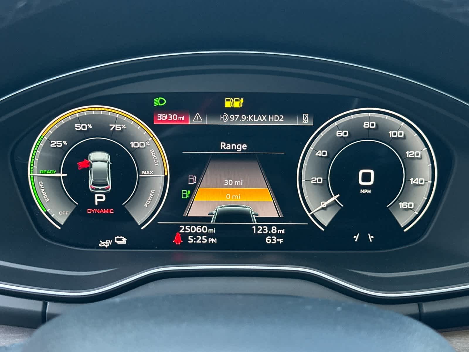 Thumbnail: 2023 Audi Q5 - 25