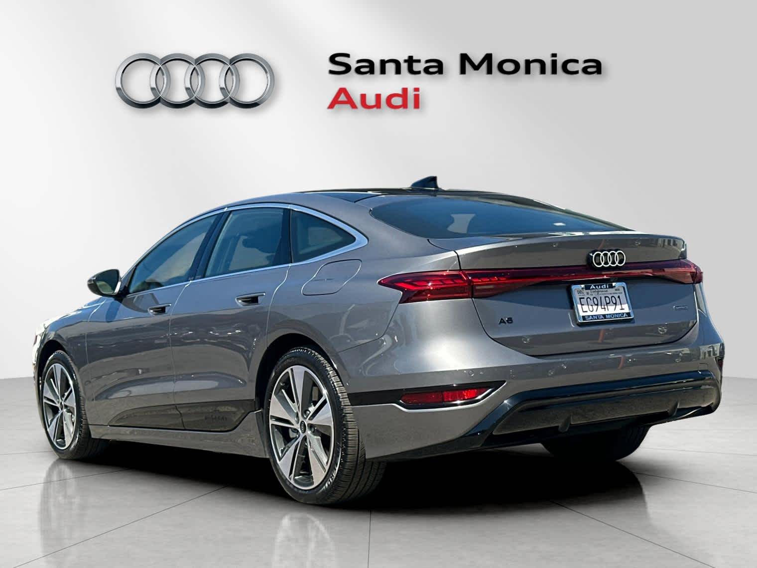 Thumbnail: 2025 Audi e-tron - 6