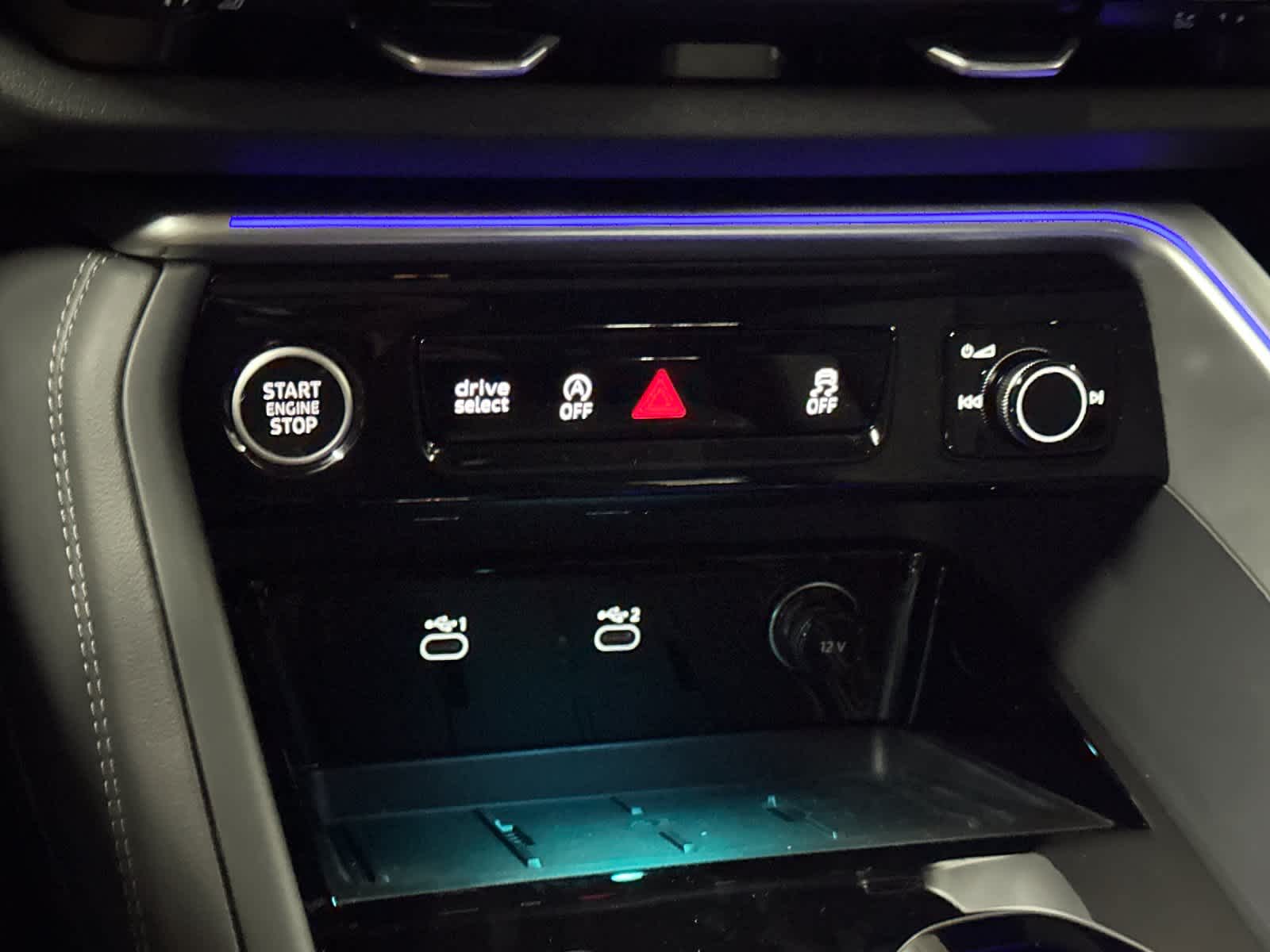 Thumbnail: 2025 Audi Q5 - 21