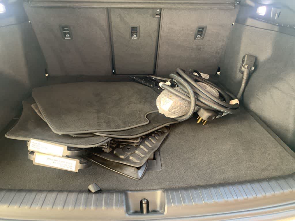 Thumbnail: 2024 Audi Q4 e-tron - 36