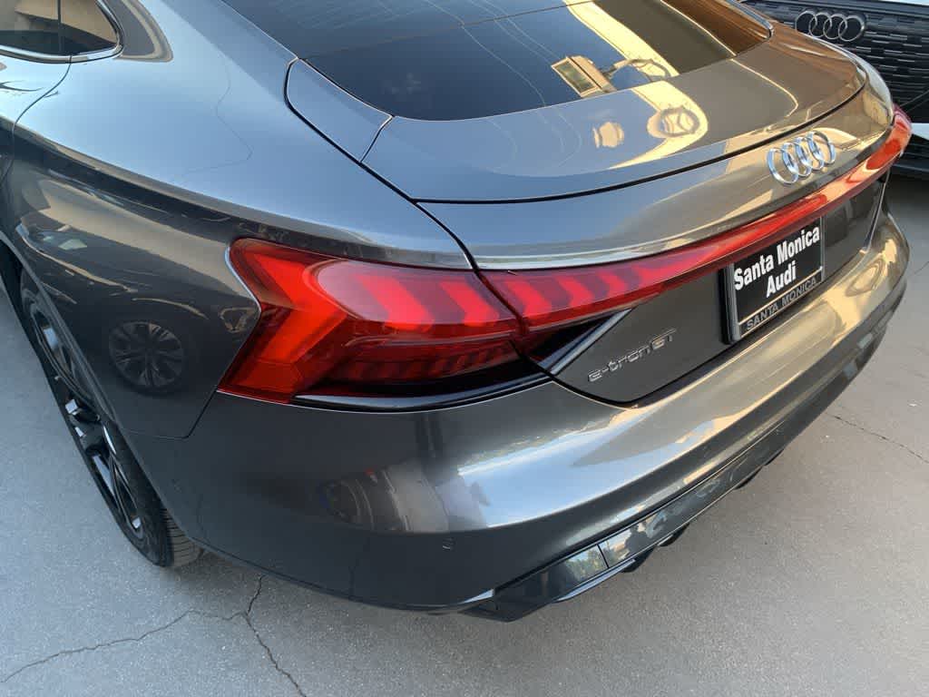 Thumbnail: 2023 Audi e-tron GT - 33