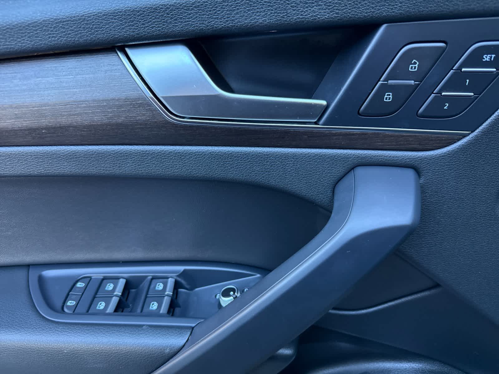 Thumbnail: 2023 Audi Q5 - 12