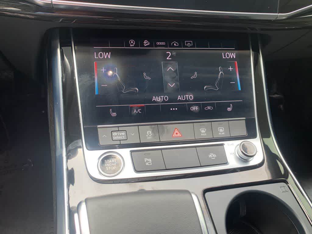 Thumbnail: 2022 Audi Q7 - 10