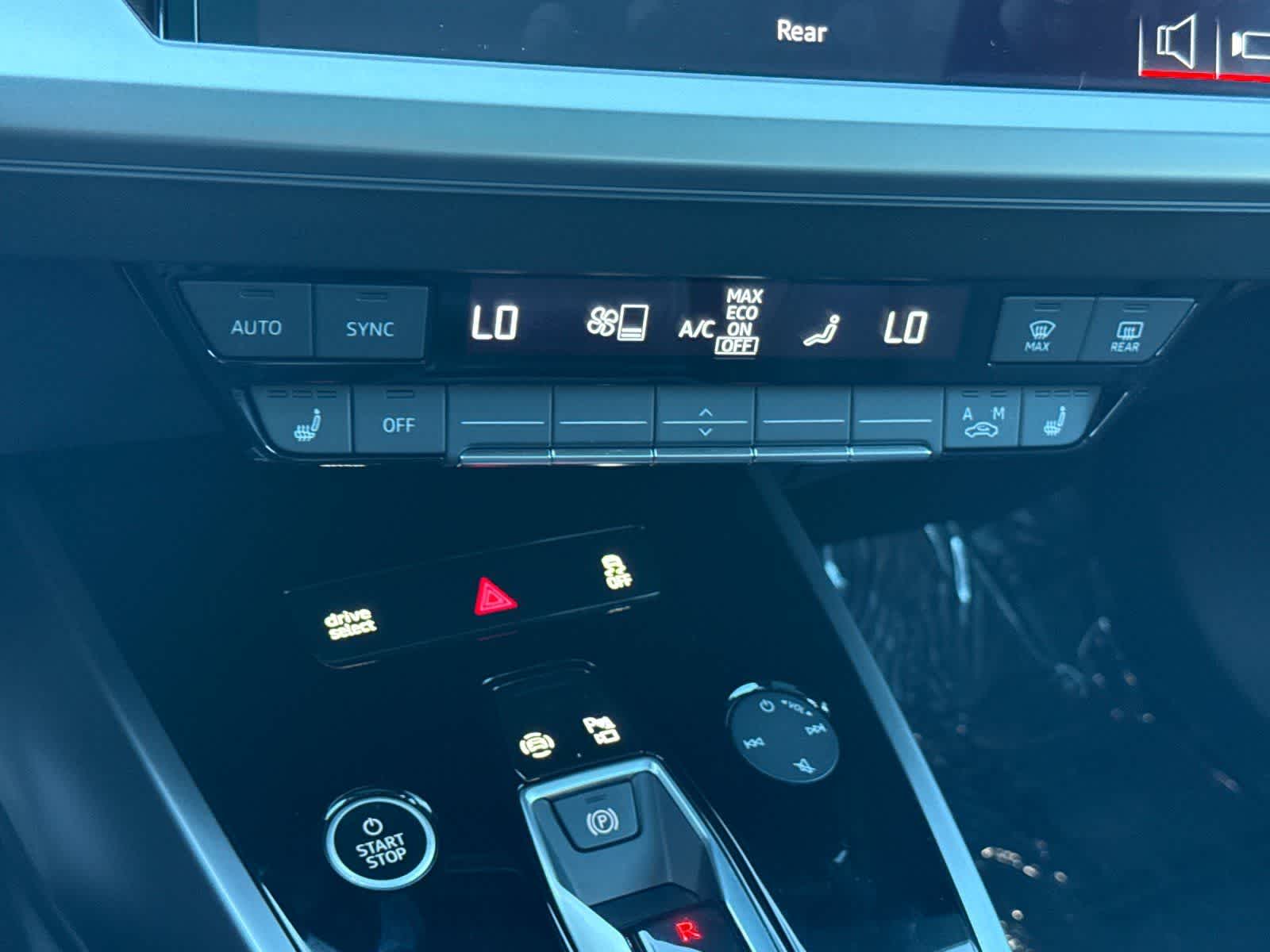 Thumbnail: 2024 Audi Q4 e-tron - 20