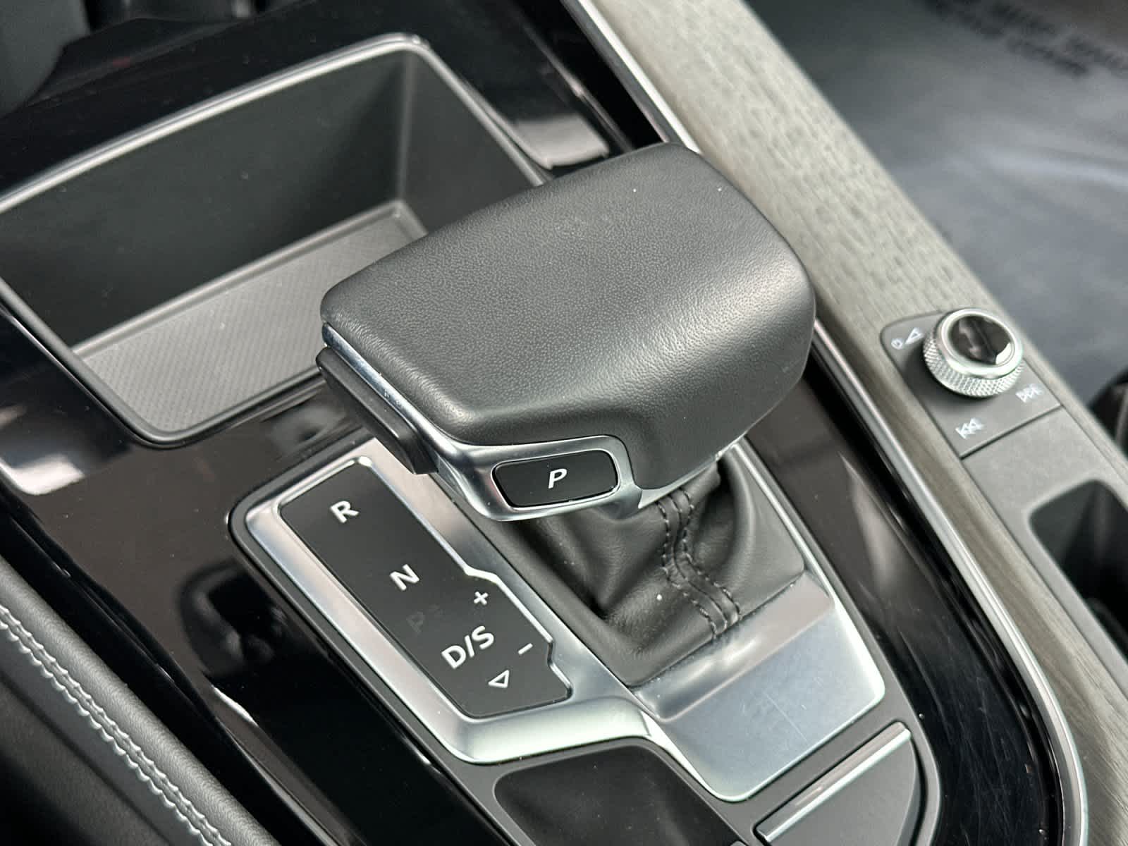 Thumbnail: 2023 Audi A4 - 20