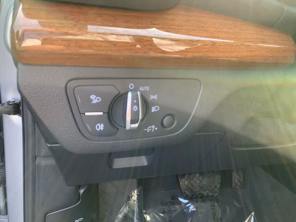 Thumbnail: 2022 Audi Q5 - 22