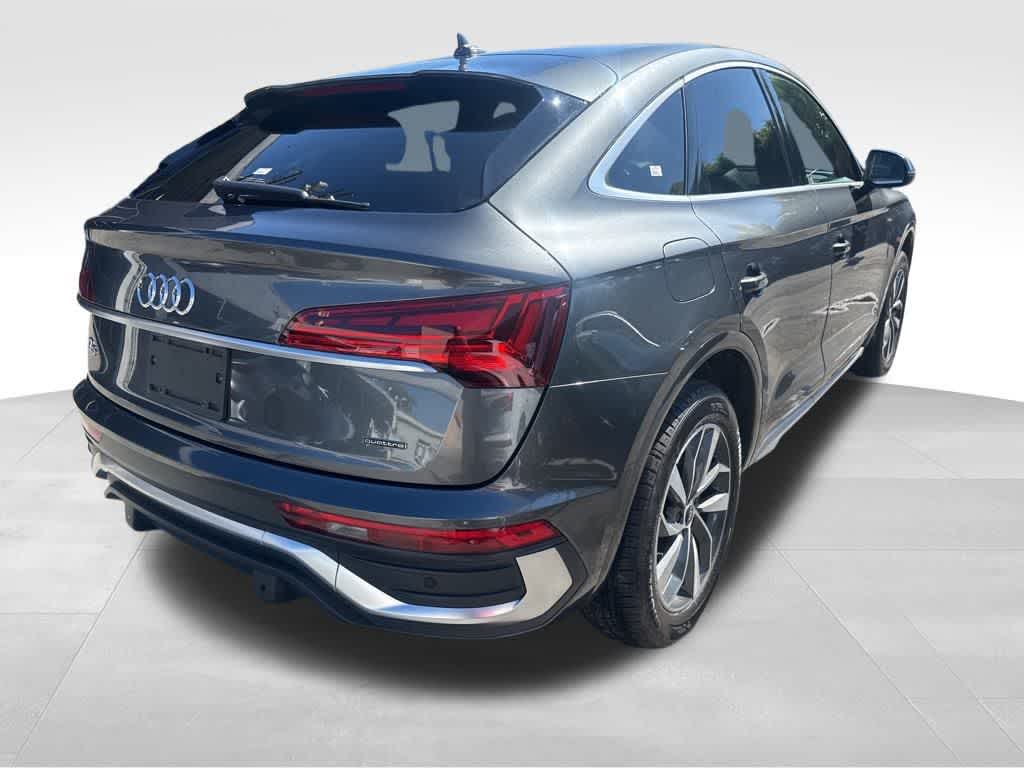Thumbnail: 2022 Audi Q5 - 9