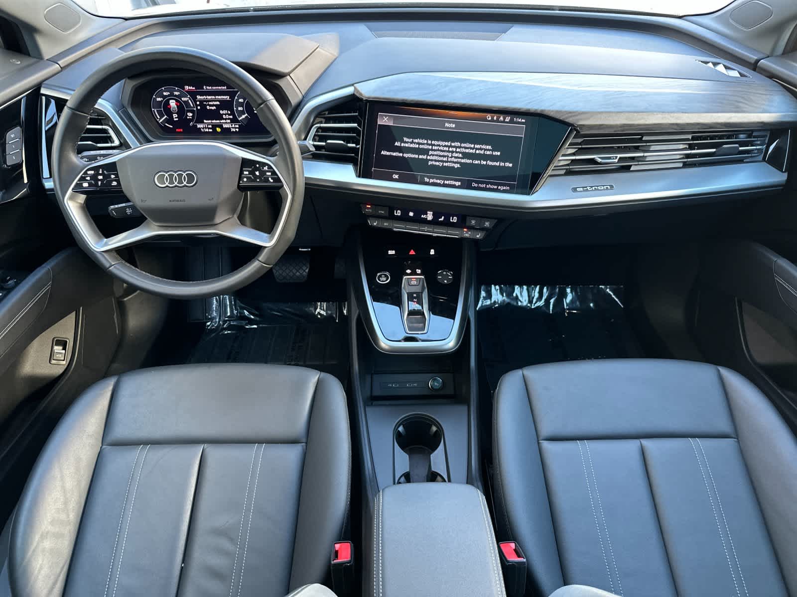 Thumbnail: 2023 Audi Q4 e-tron - 3