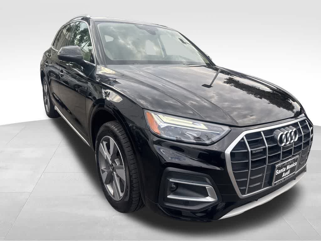 2022 Audi Q5 Premium Plus's photo