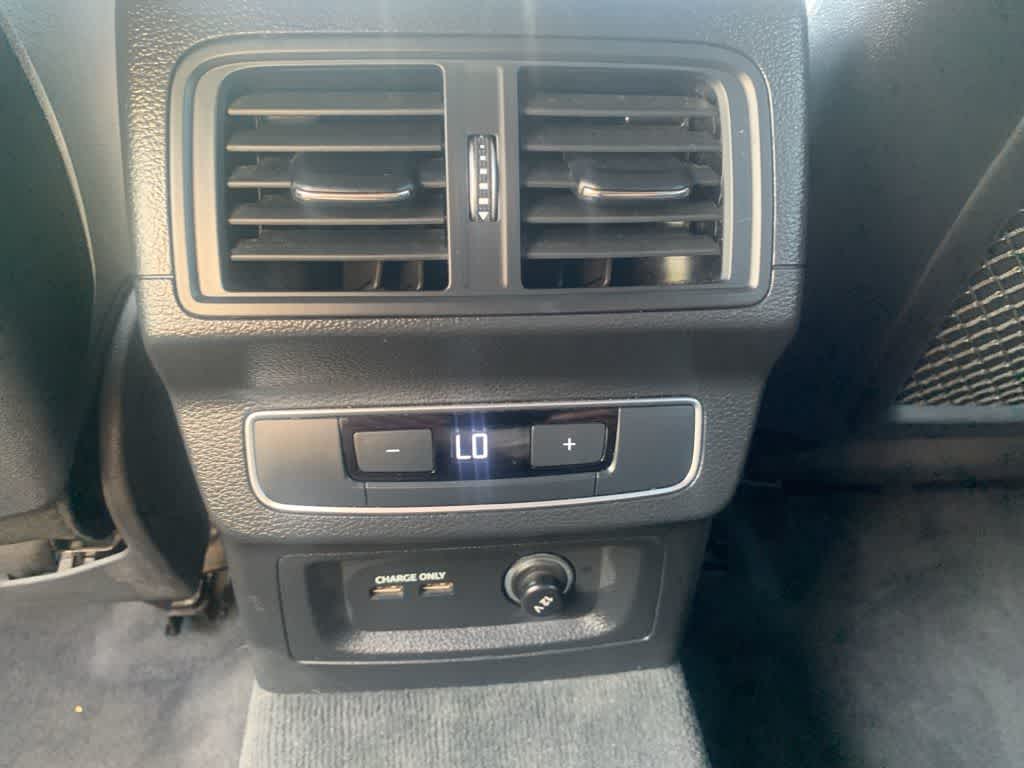 Thumbnail: 2022 Audi Q5 - 23