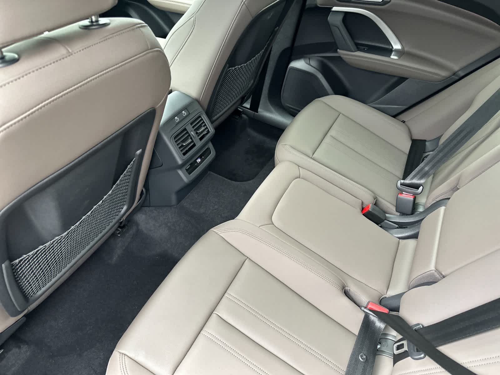 Thumbnail: 2025 Audi Q5 - 4