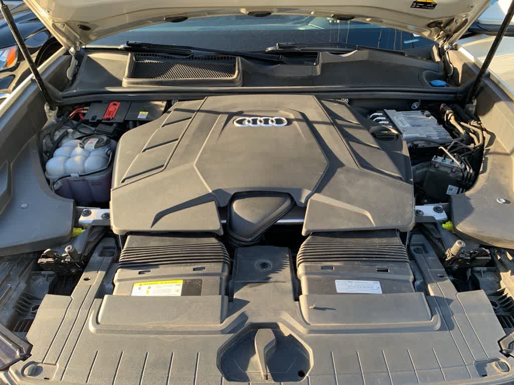 Thumbnail: 2022 Audi Q8 - 39