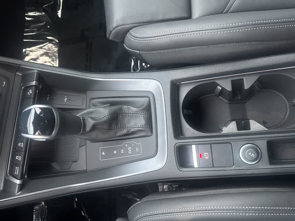 Thumbnail: 2024 Audi Q3 - 20