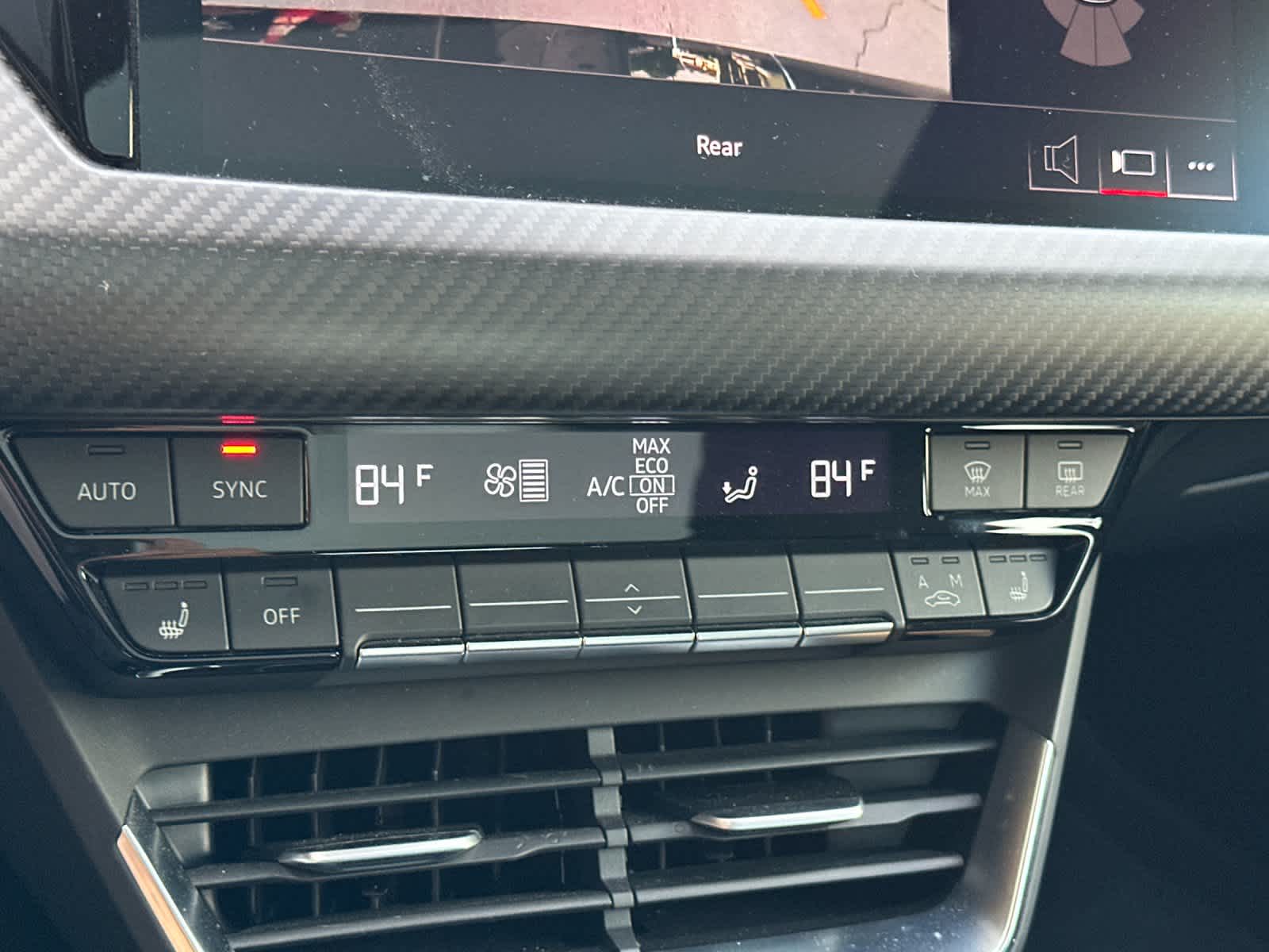 Thumbnail: 2023 Audi e-tron GT - 20