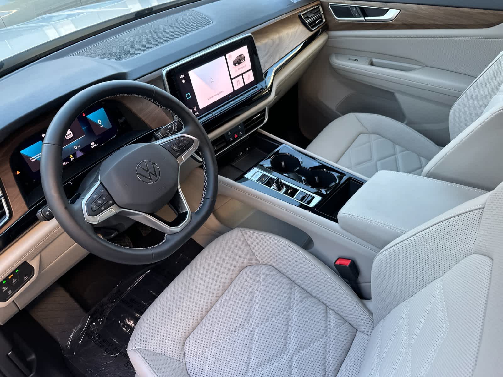 Thumbnail: 2024 Volkswagen Atlas - 11