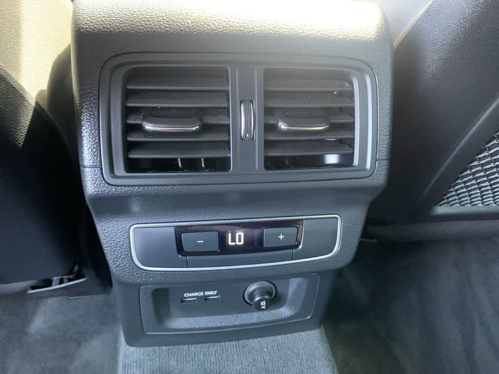 Thumbnail: 2022 Audi Q5 - 25