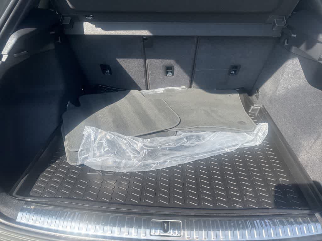 Thumbnail: 2022 Audi Q3 - 29