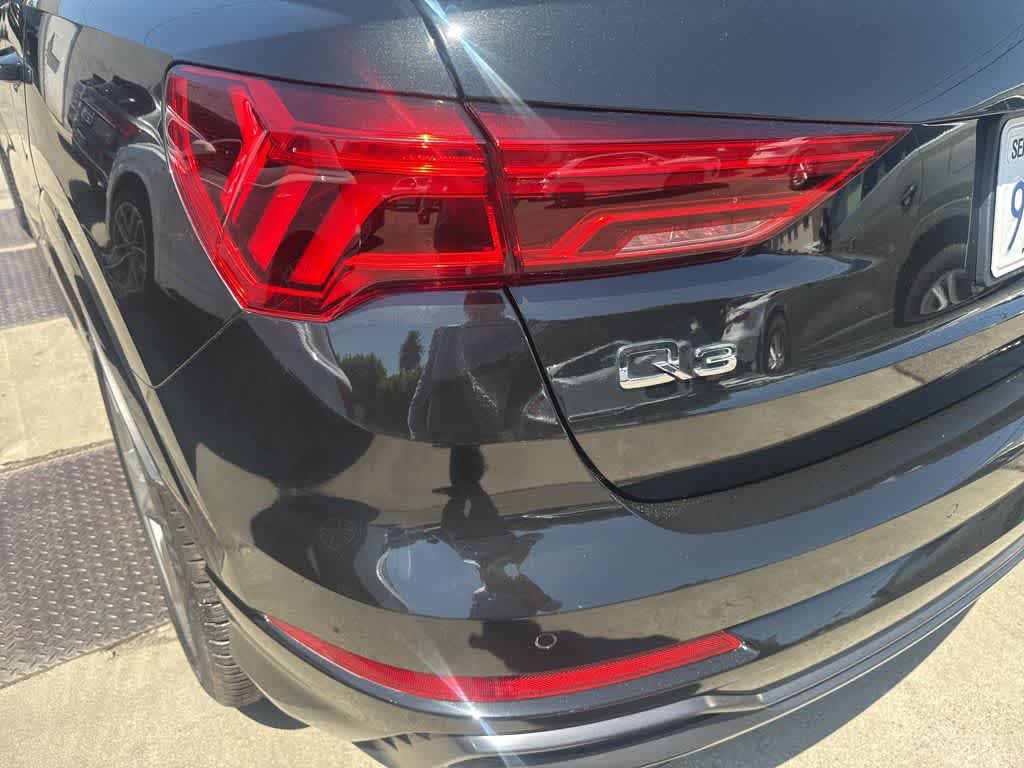 Thumbnail: 2022 Audi Q3 - 33