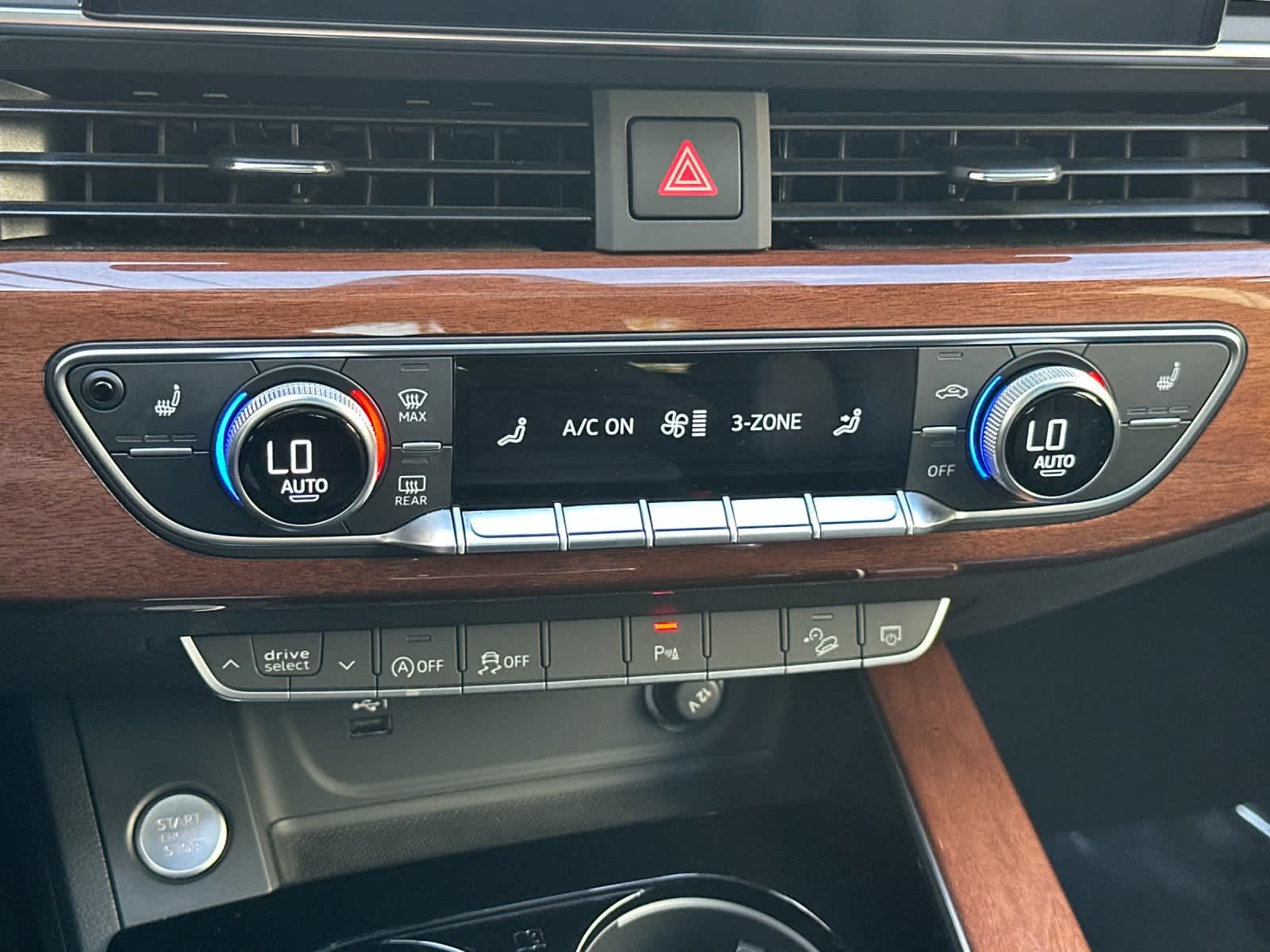 Thumbnail: 2023 Audi A4 - 20