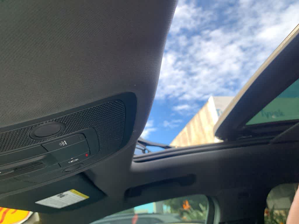 Thumbnail: 2020 Audi Q3 - 17