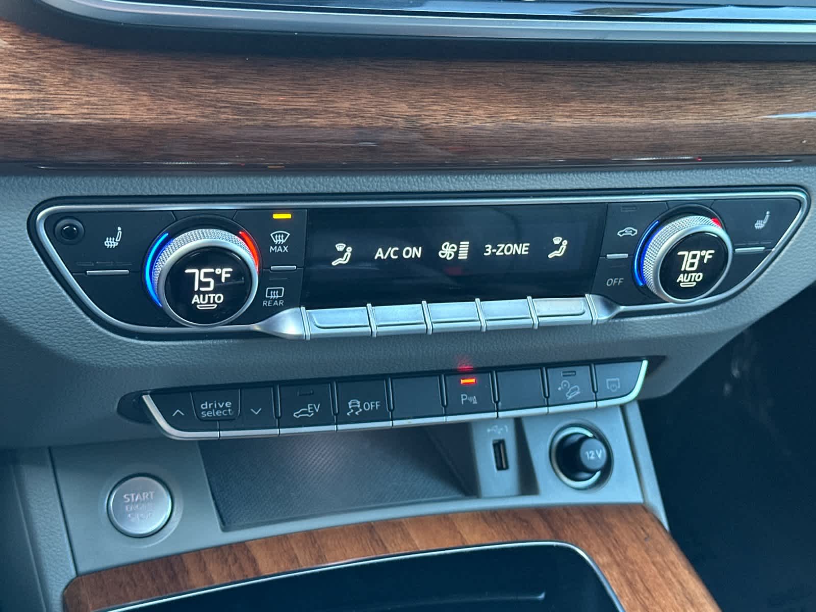 Thumbnail: 2022 Audi Q5 - 20