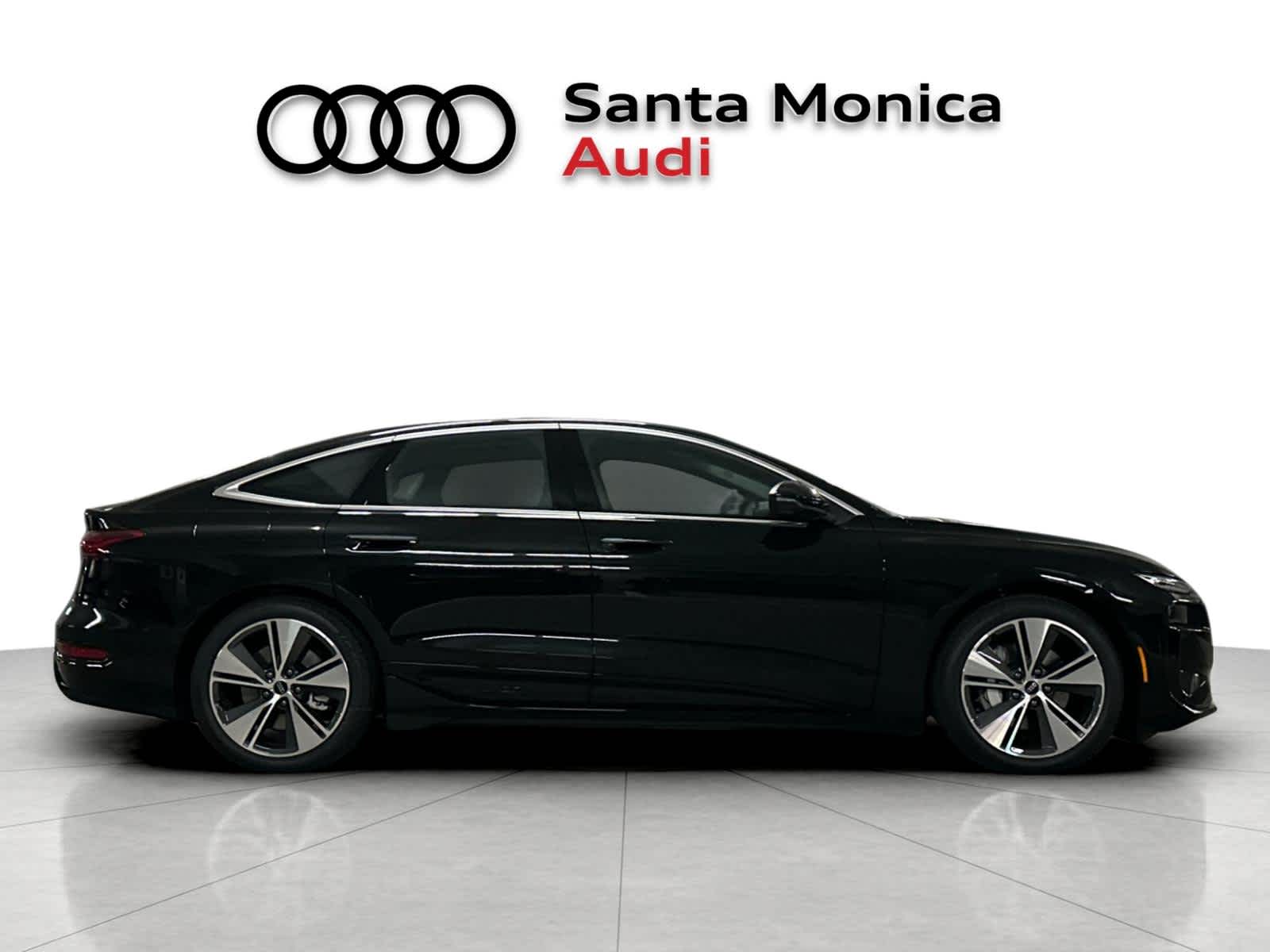 Thumbnail: 2025 Audi e-tron - 8