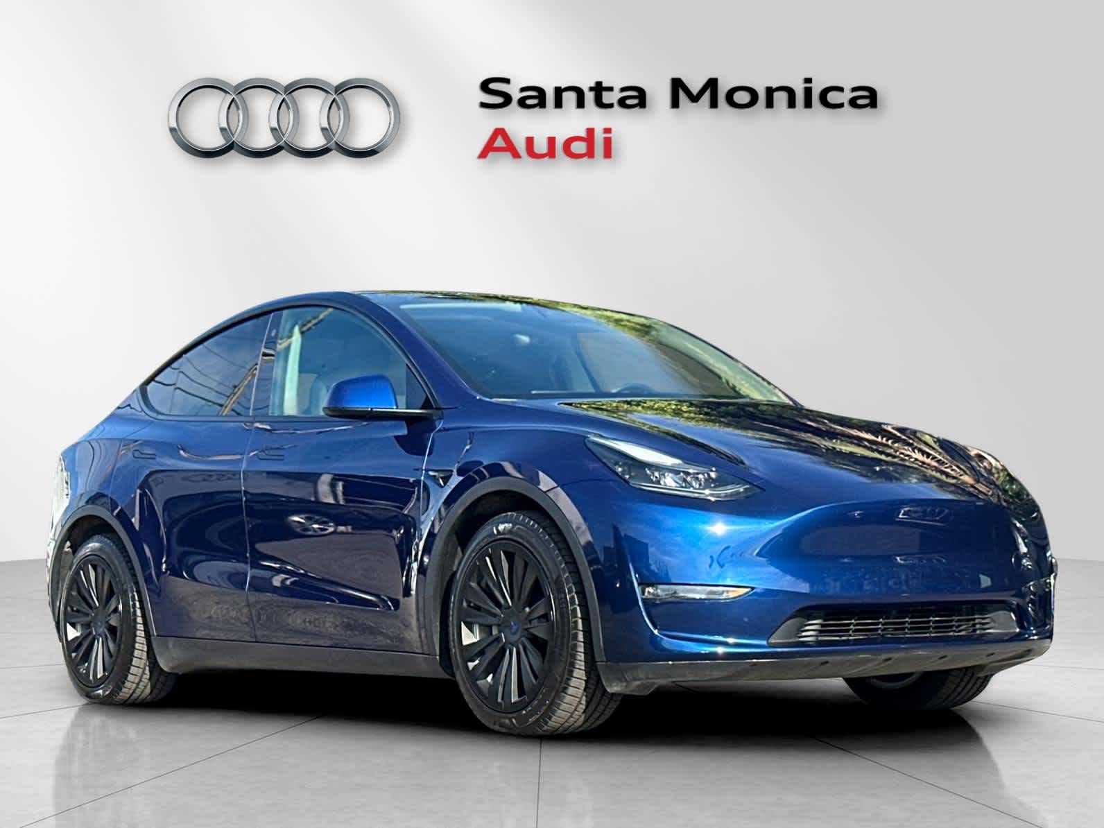 Thumbnail: 2023 Tesla Model Y - 9