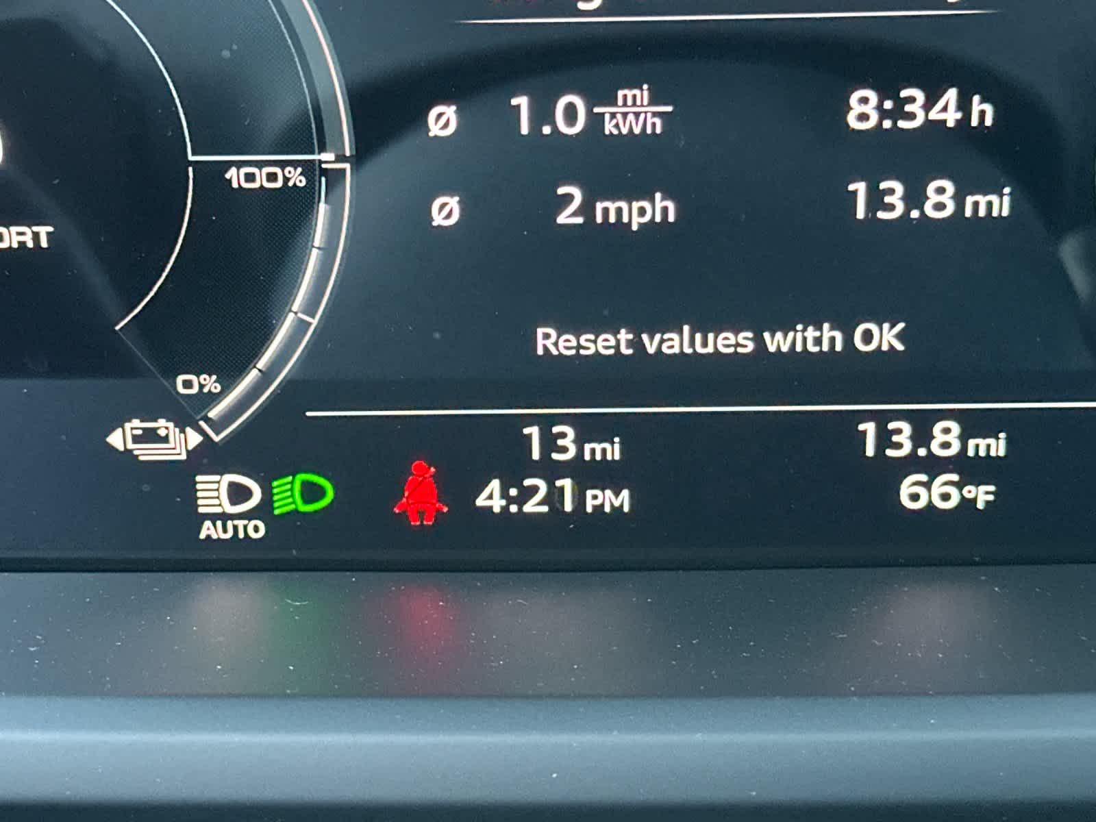 Thumbnail: 2026 Audi e-tron GT - 25