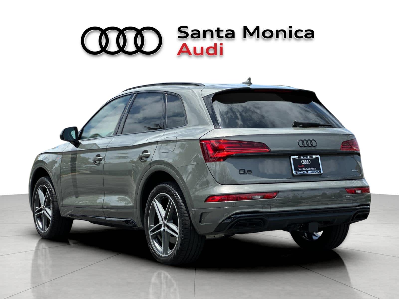 Thumbnail: 2023 Audi Q5 - 6
