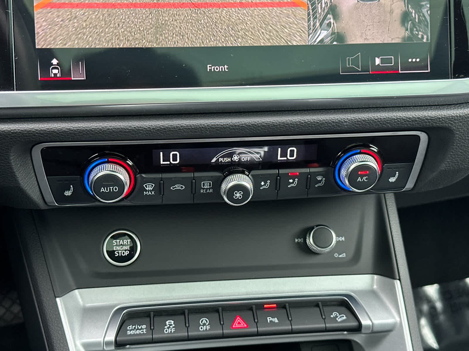 Thumbnail: 2023 Audi Q3 - 20