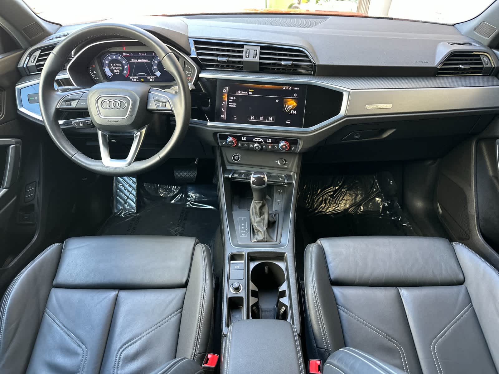 Thumbnail: 2023 Audi Q3 - 3