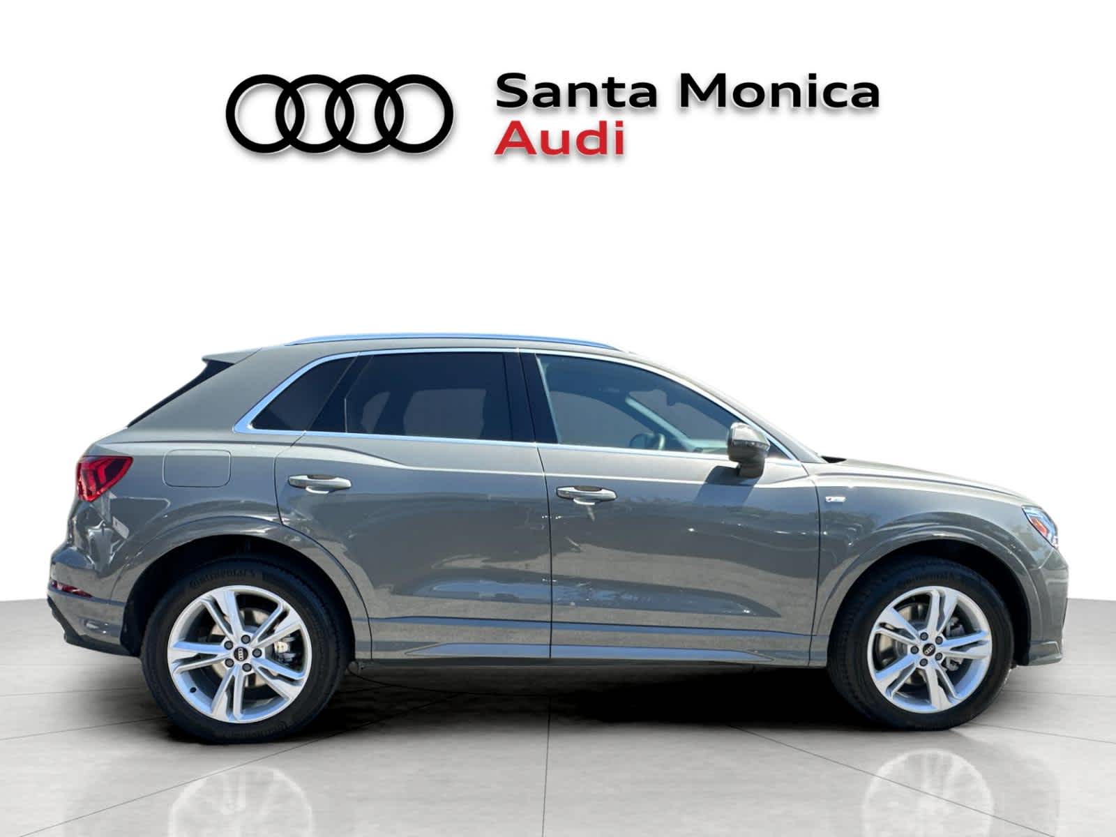 Thumbnail: 2023 Audi Q3 - 8