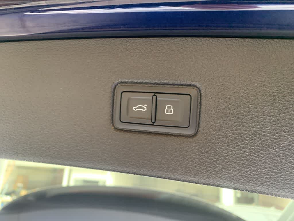 Thumbnail: 2022 Audi Q7 - 29