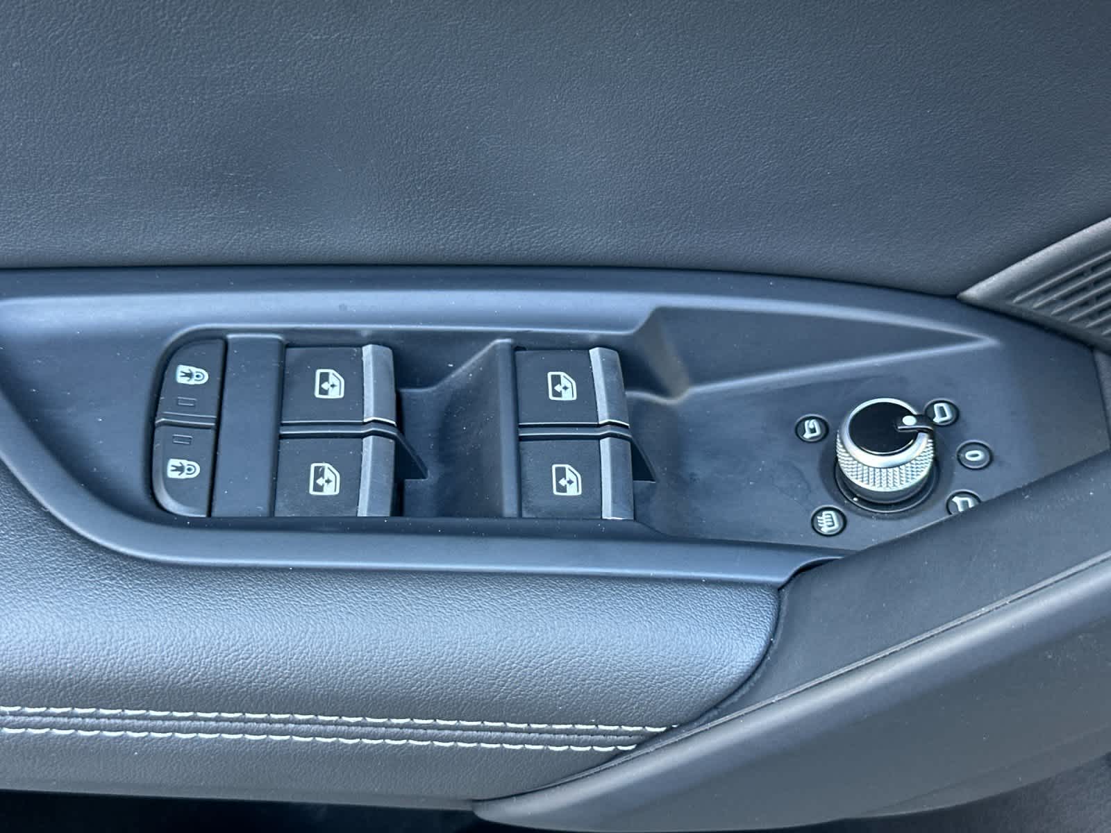 Thumbnail: 2023 Audi Q5 - 13