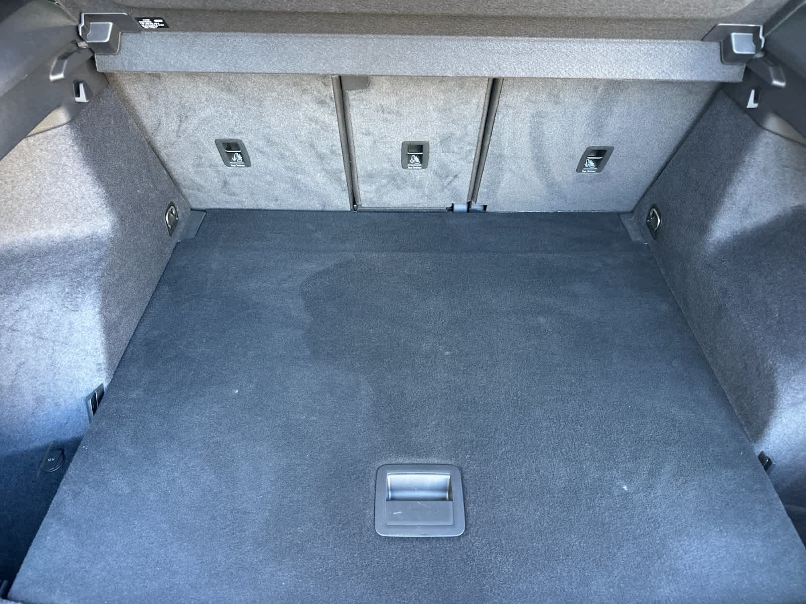 Thumbnail: 2024 Audi Q3 - 16