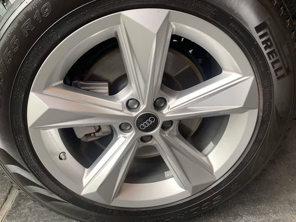 Thumbnail: 2022 Audi Q7 - 19